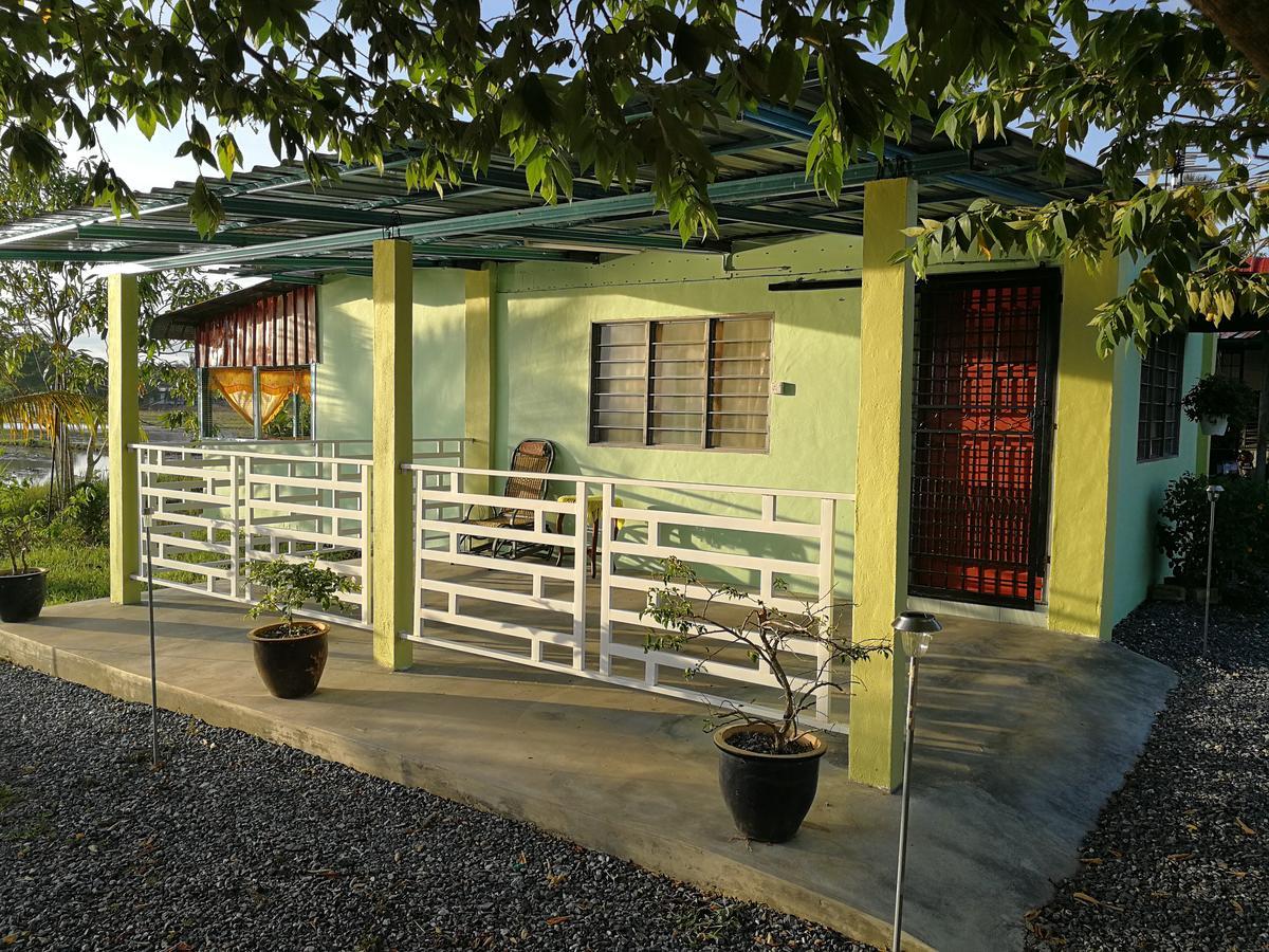 Chalet Desa Halban Kangar Exterior photo